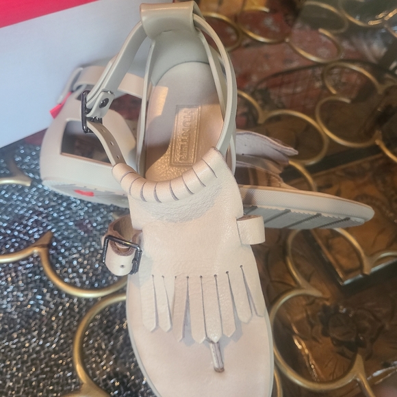 Hunter Original Fringe T-Bar Sandals NIB - Picture 5 of 7